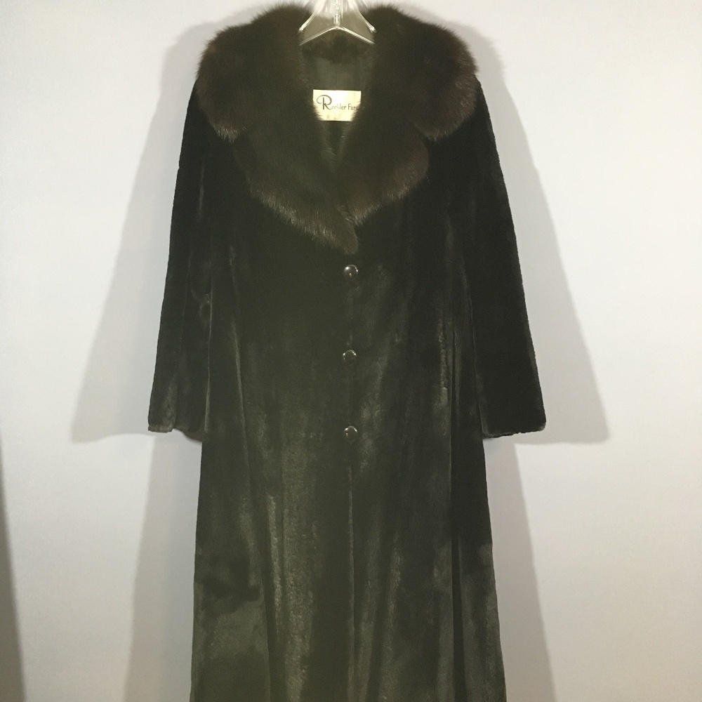 Super cute sheared beaver fur coat with fox collar 266